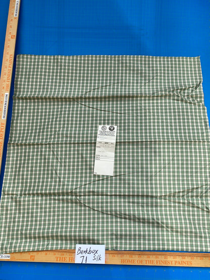 7 Berkbox71 Scalamandre Square Silk Venus Green Plaid Check  MSRP USD300+/y