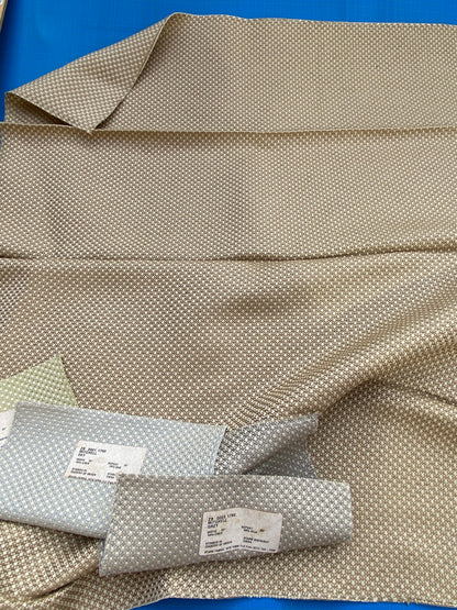 22 Berkbox71 Scalamandre Square Silk Fonthill Mitchell Light Brown Small Scale Texture Plain MSRP USD216/y