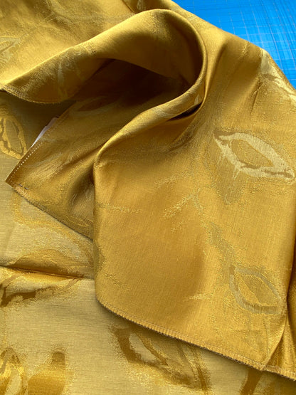 25 Berkbox71 Scalamandre Square Silk Grey Watkins Maharajah Antique Gold Reversible Gold Tree Foliage MSRP USD348/y