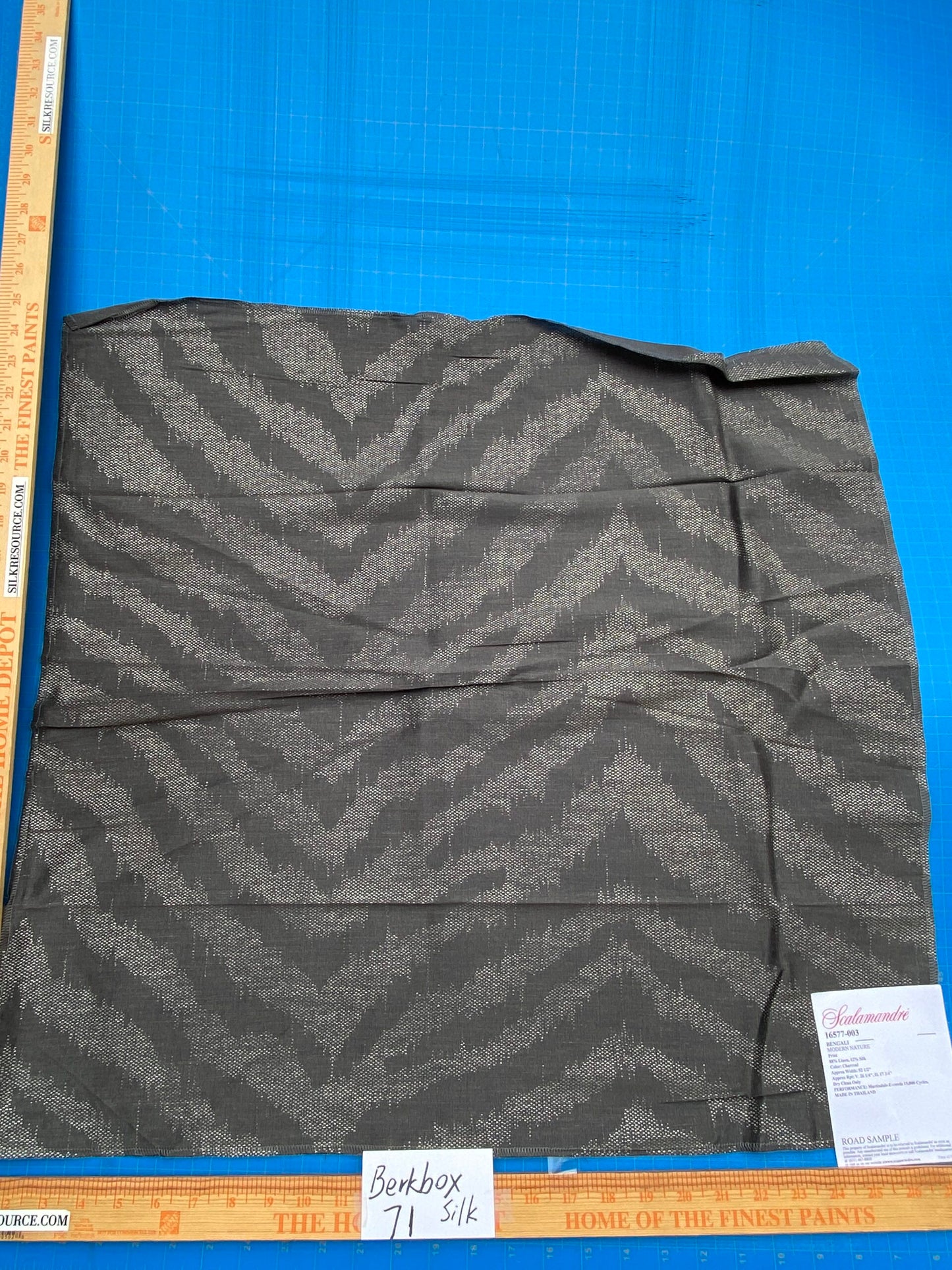 35 Berkbox71 Scalamandre Square Silk Bengali Print Charcoal Gray White MSRP USD 262/y