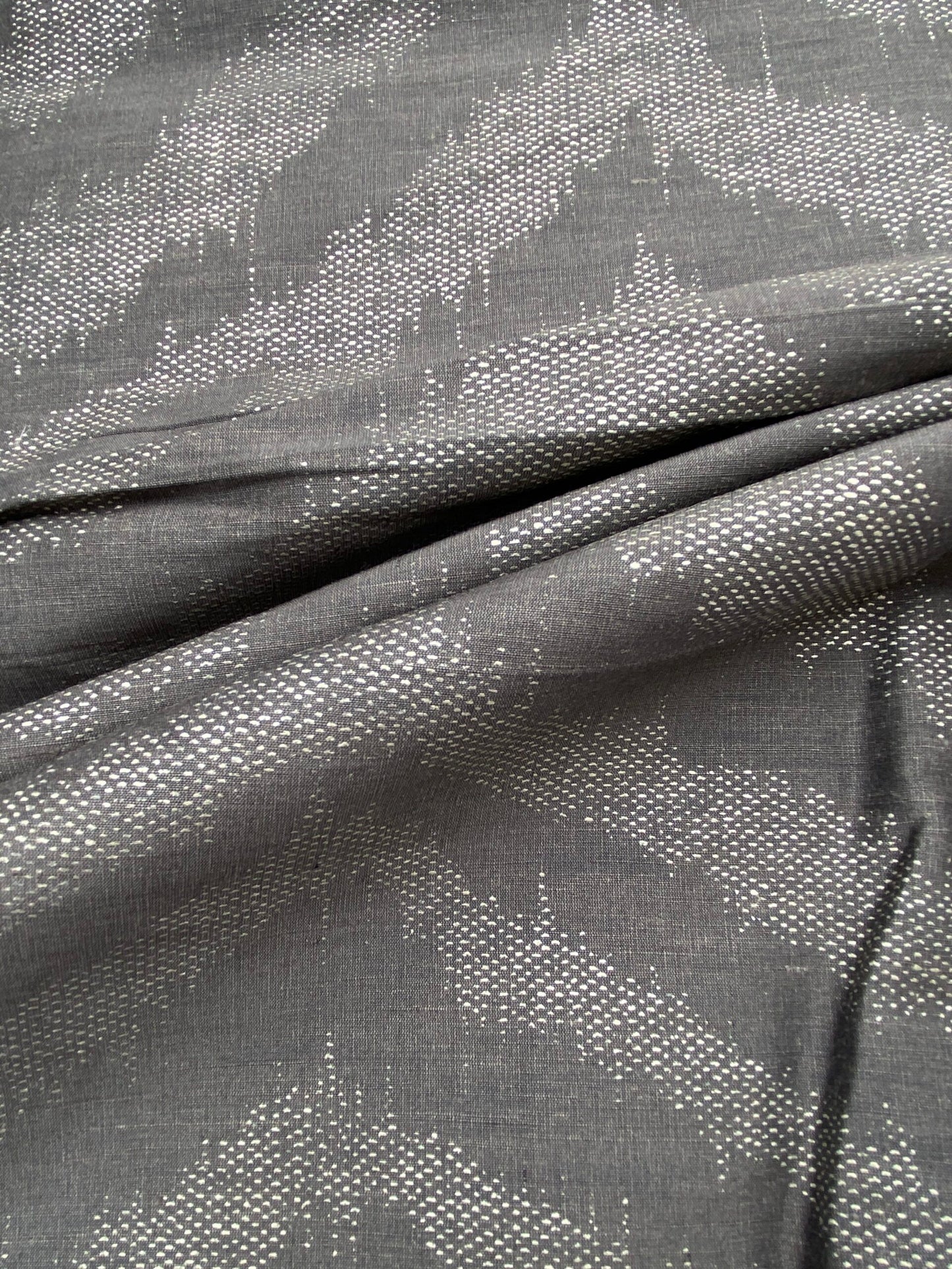 35 Berkbox71 Scalamandre Square Silk Bengali Print Charcoal Gray White MSRP USD 262/y