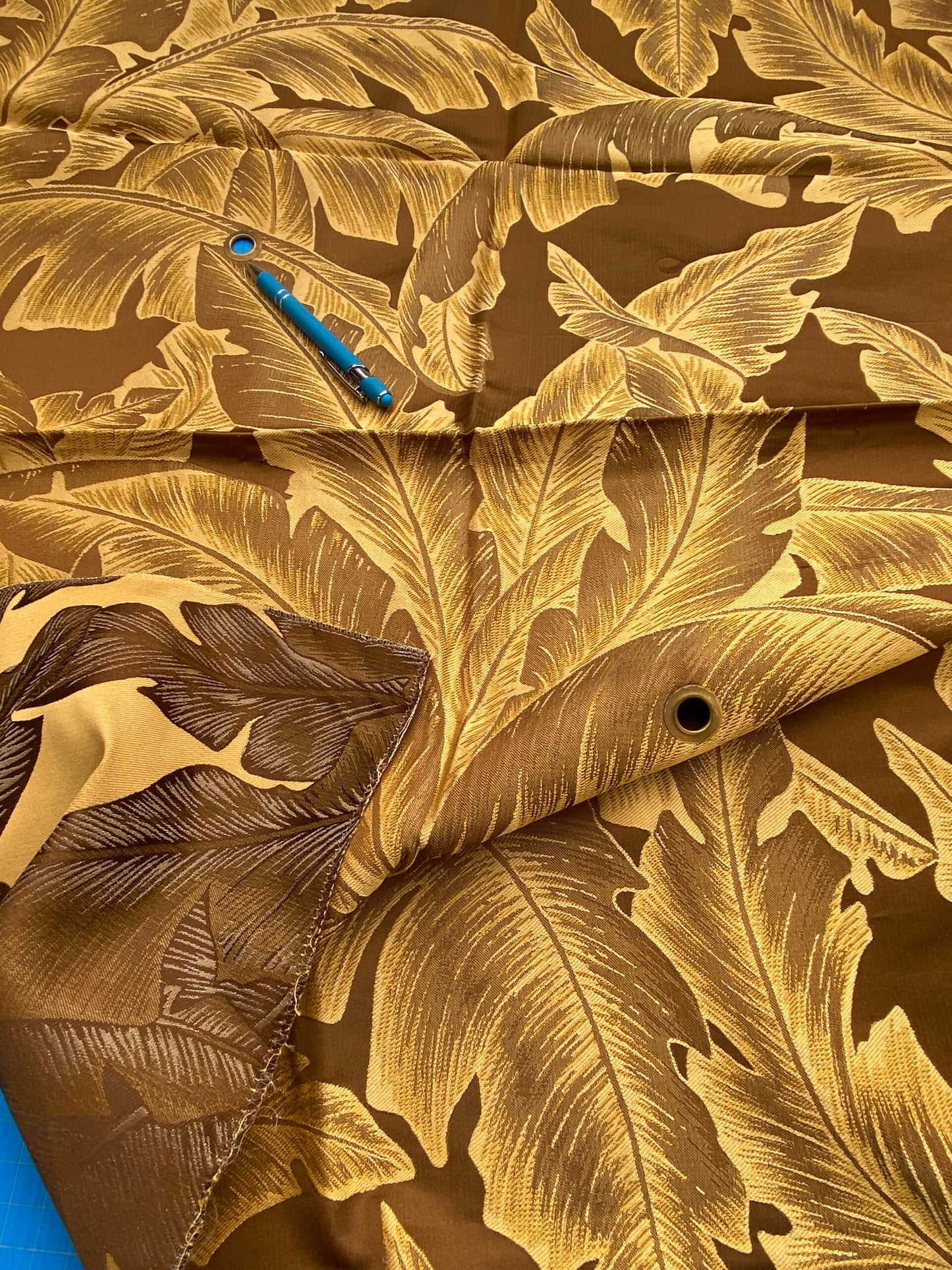 56 Berkbox71 Scalamandre Square Silk by Grey Watkins Havana Cacao Tropical Foliage Brown MSRP USD 412/y