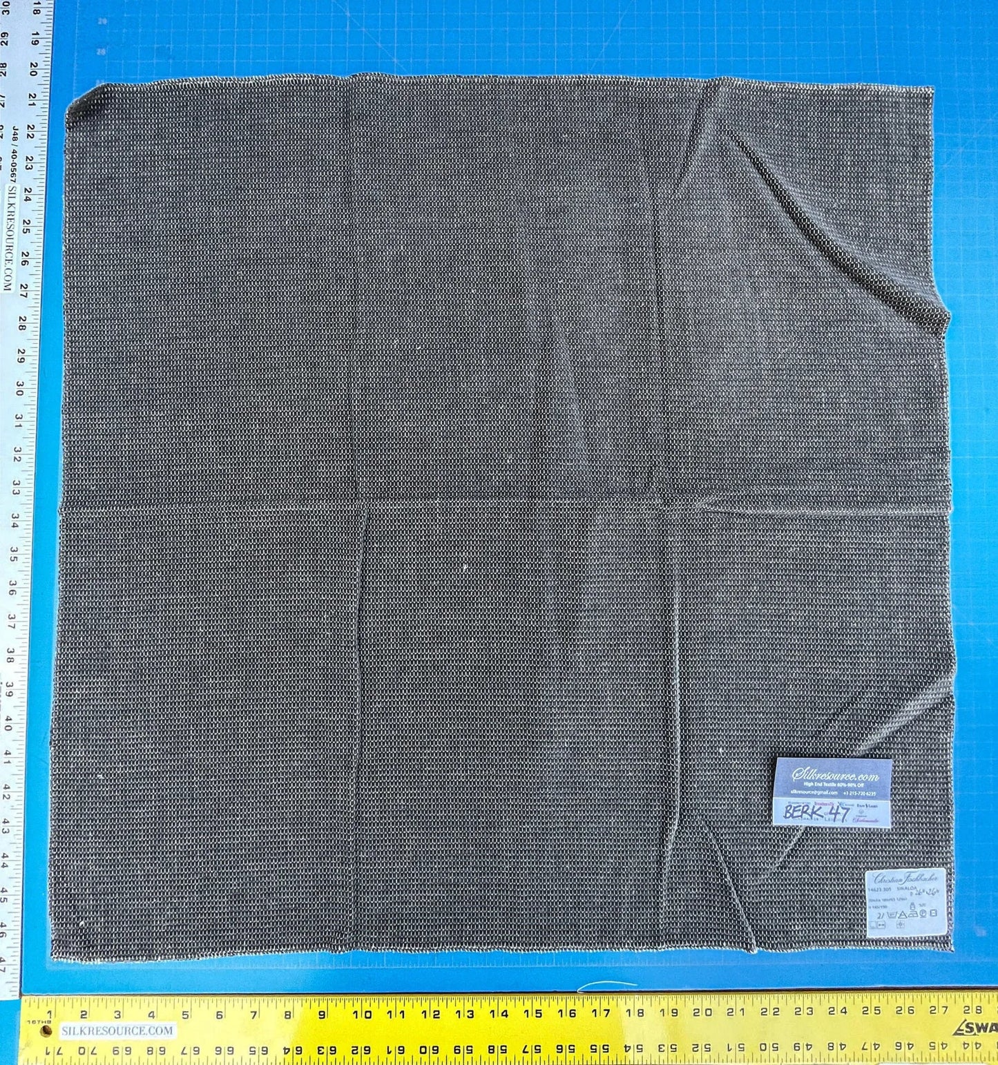 23 Berkbox47 26″x 26″ Square  Scalamandre  Christian Fischbacher SINALOA Black White Woven