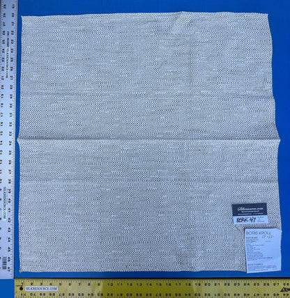 30 Berkbox47 27″x 27″ Square  Scalamandre Boris Kroll Chester Weave Sahara Jacquard White Beige