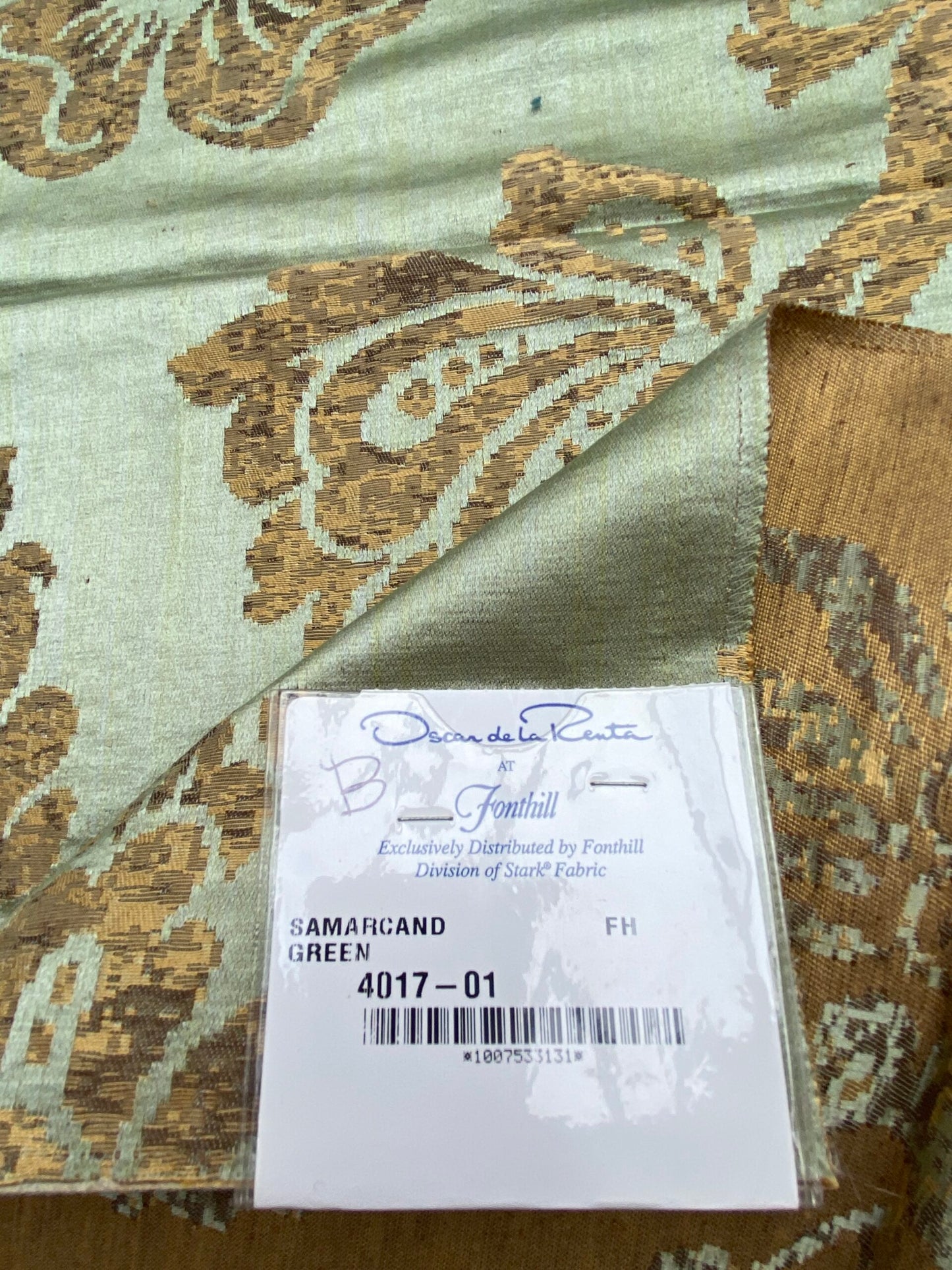 70 Berkbox71 Square Silk by Fonthill Samarcand Green Copper Gold Silk Damask MSRP USD 412/y
