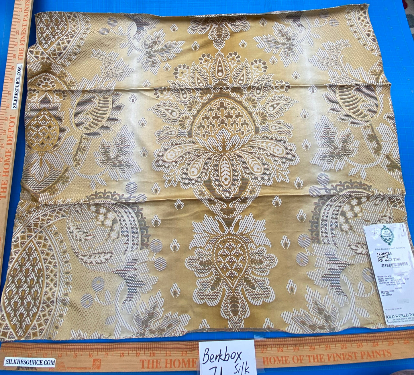 74 Berkbox71 Scalamandre Square Silk by Old World Weavers Teodora Ochre Gold Silk Damask Renaissance ArtichokeTraditional Damask MSRP USD 338/Y