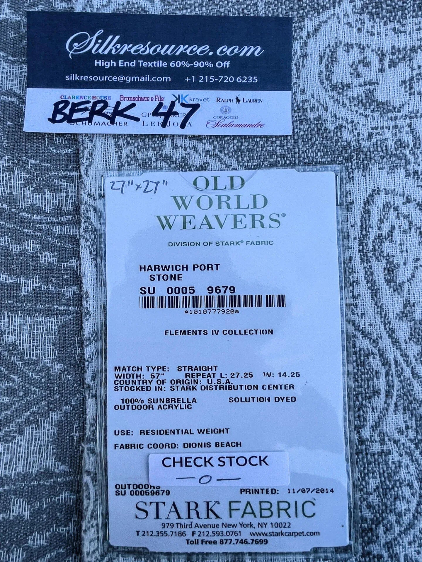 42 Berkbox47 27″x 27″ Square Scalamandre HARWICH PORT STONE Outdoor Classic Damask Old World Weavers Beige and White