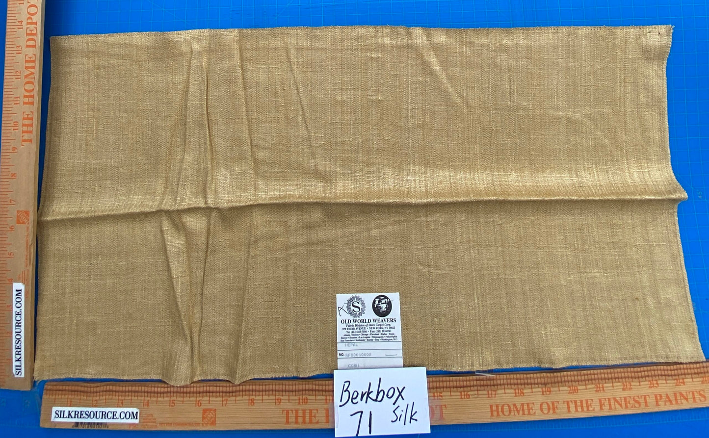 79 Berkbox71 Scalamandre Square Silk by Old World Weavers Nepal Corn Yellow Solid 13"x25" MSRP USD 310/y