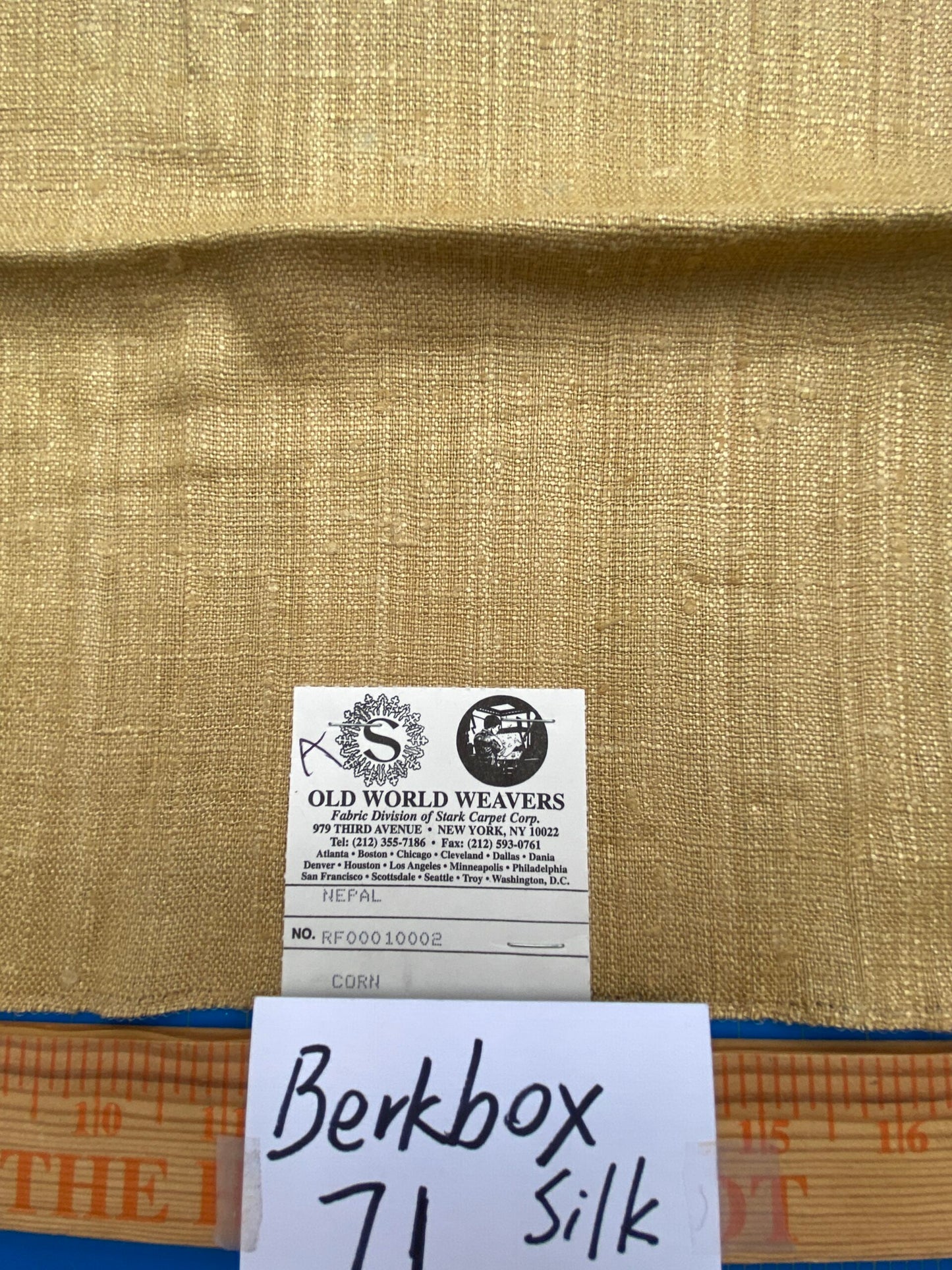 79 Berkbox71 Scalamandre Square Silk by Old World Weavers Nepal Corn Yellow Solid 13"x25" MSRP USD 310/y