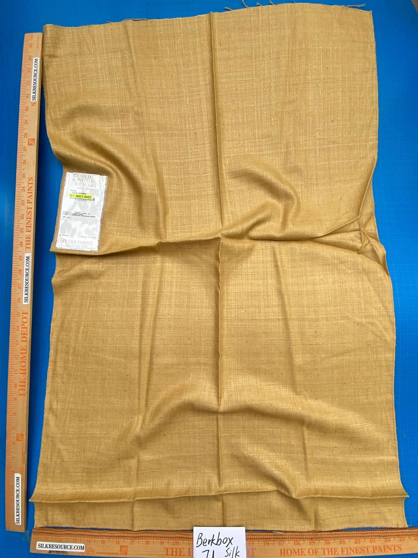 81 Berkbox71 Scalamandre Square Silk by Old World Weavers Nepal Corn Yellow Solid 1.1yd x 25" MSRP USD 310/y