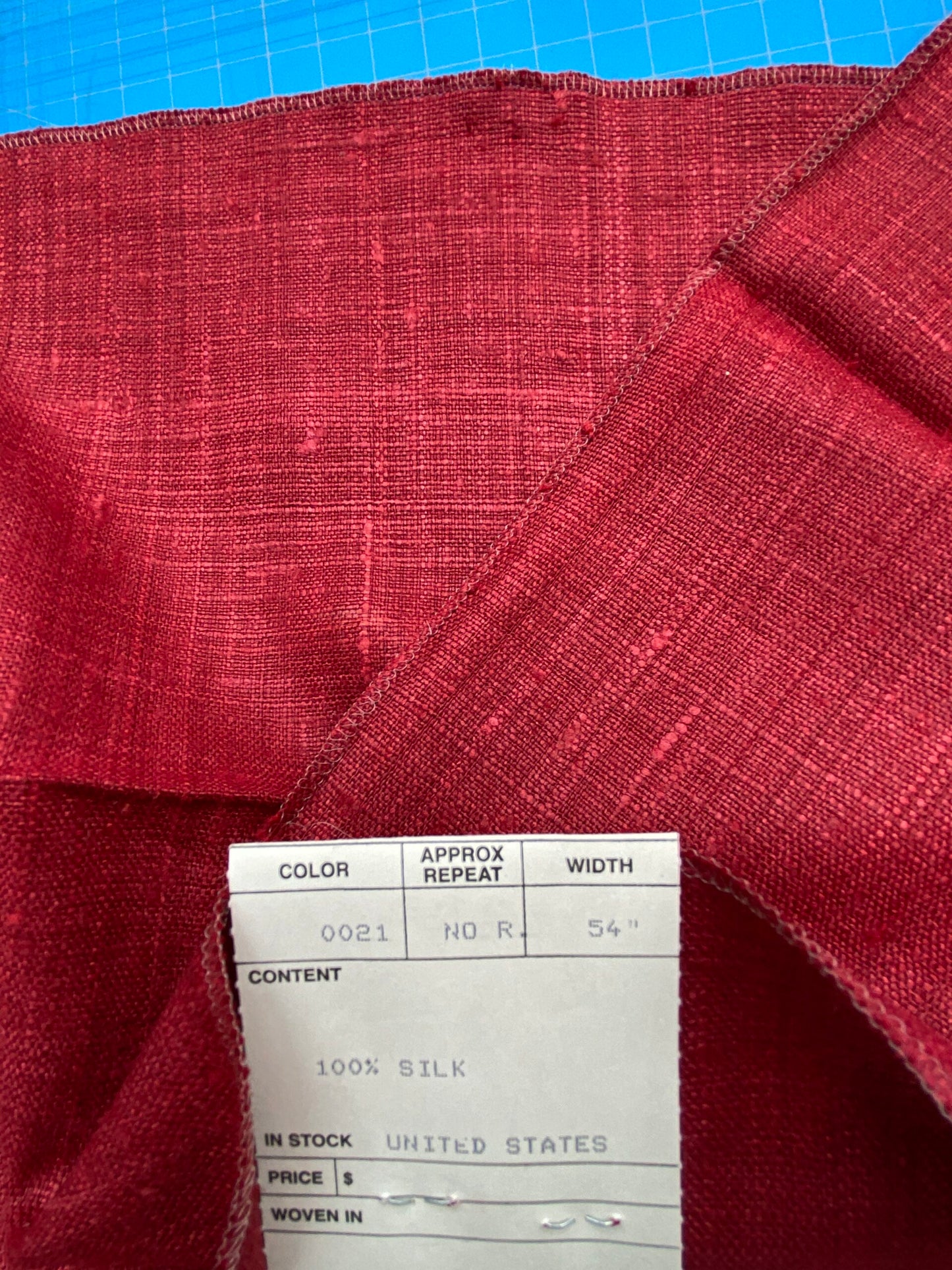 87 Berkbox71 Scalamandre Square Silk by Old World Weavers Nepal Wine Red Solid MSRP USD 310/y