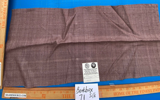 89 Berkbox71 Scalamandre Square Silk by Old World Weavers Nepal Heather Purple Solid MSRP USD 310/y