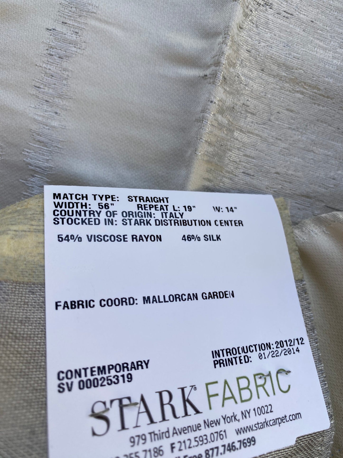 5 Berkbox73 Square Silk Blend by Old World Weavers Isabella Moon Glow Gray White MSRP USD 428/y