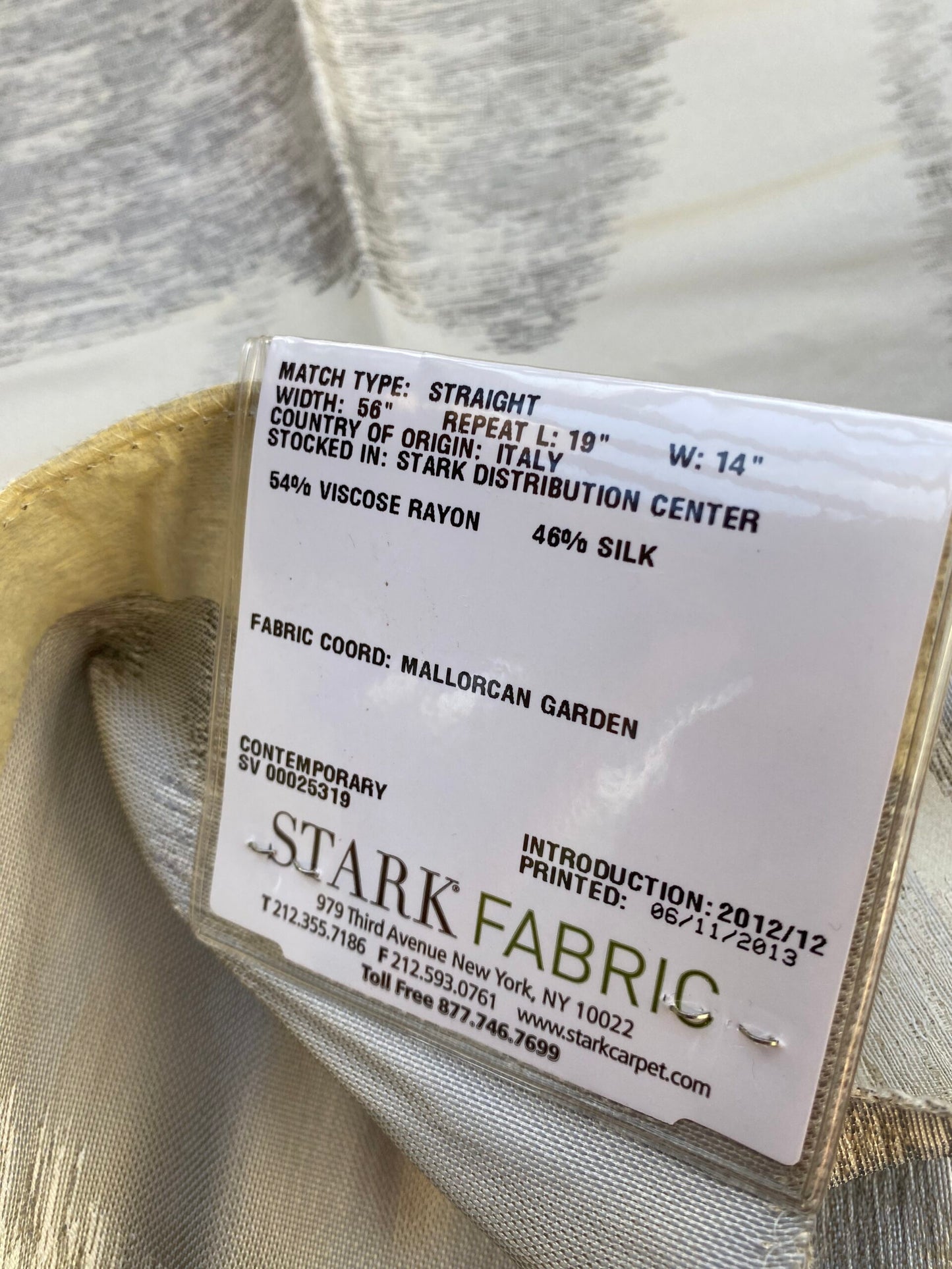 7 Berkbox73 Square Silk Blend by Old World Weavers Isabella Moon Glow Gray White MSRP USD 428/y