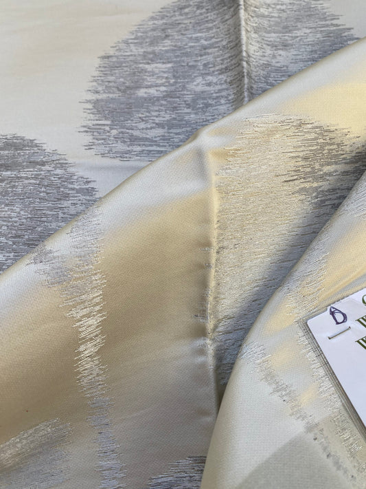 7 Berkbox73 Square Silk Blend by Old World Weavers Isabella Moon Glow Gray White MSRP USD 428/y