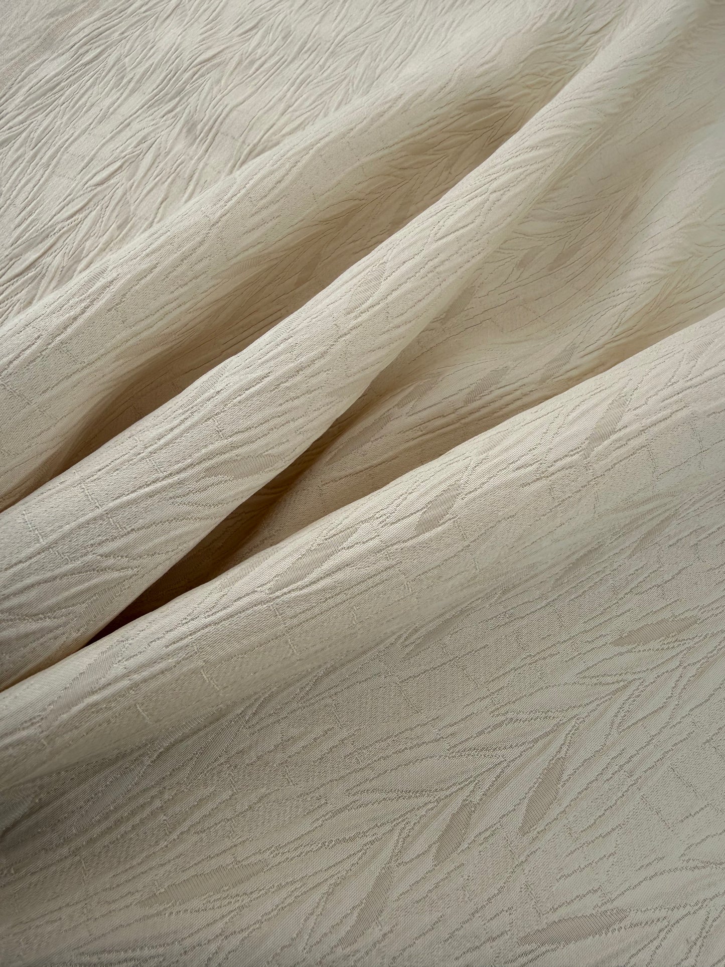 Scalamandre Pirana Ricci Silk Textured Chevron Willow Foliage Fabric in Cream White - By The Yard - MSRP USD298/y