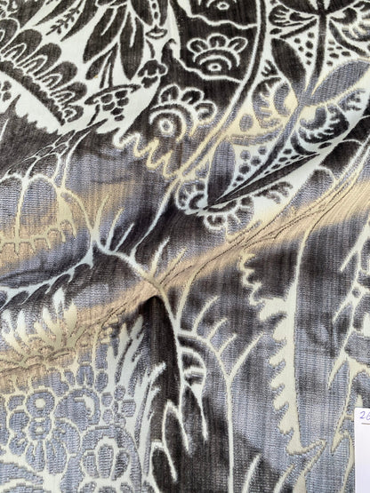 16 Berkbox73 Square Silk by Old World Weavers Welwyn Pewter 26"x26" MSRP USD 2332/y