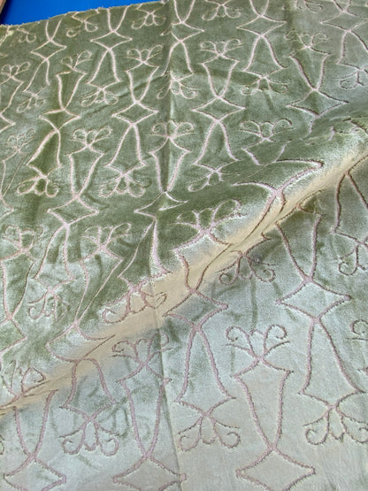 1 Berkbox74 Square Velvet by Old World Weavers Princess Aida Bamboo Green Cut Velvet Silky MSRP USD 228/Y