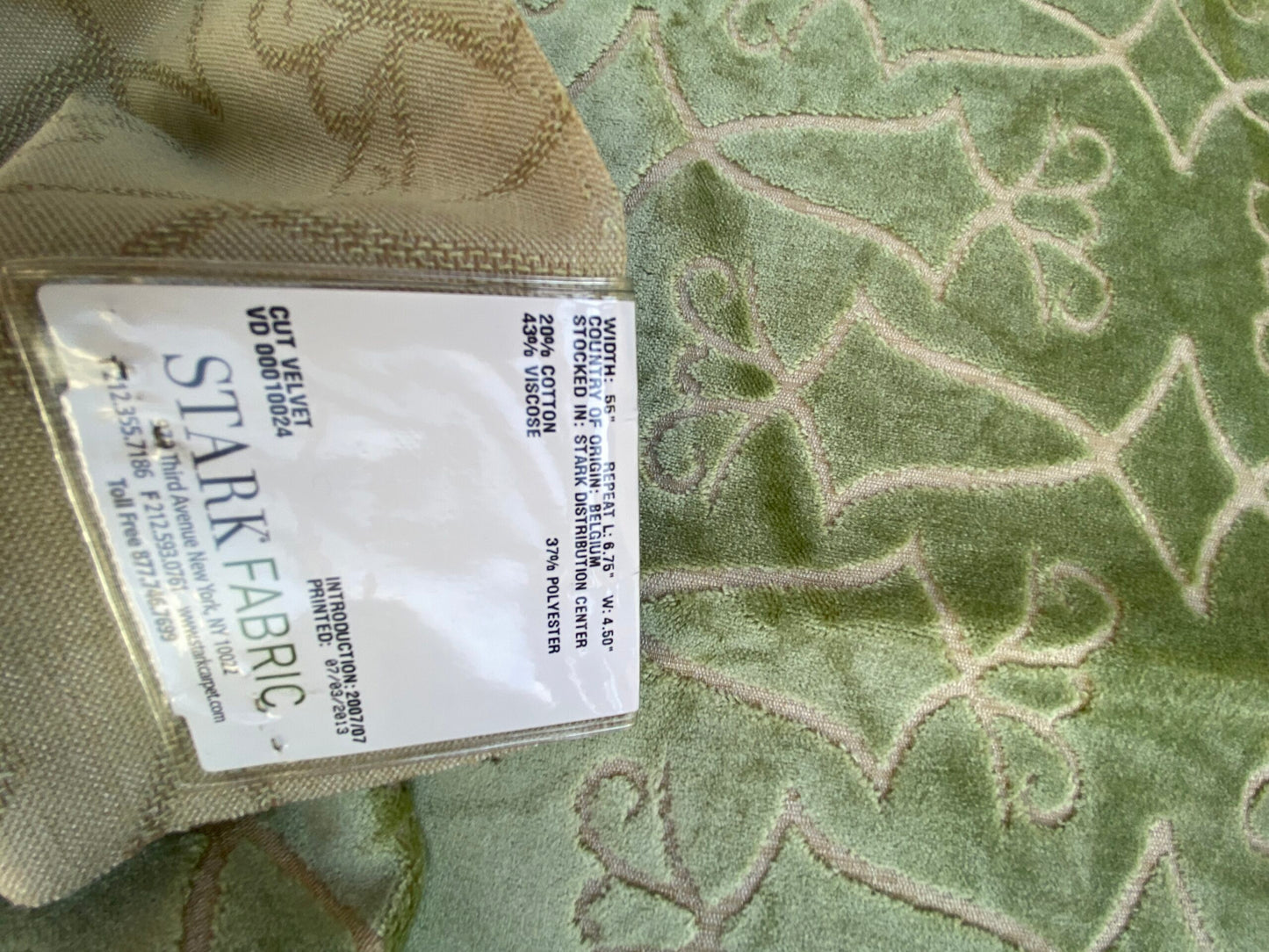 3 Berkbox74 Square Velvet by Old World Weavers Princess Aida Bamboo Green Cut Velvet Silky MSRP USD 228/Y