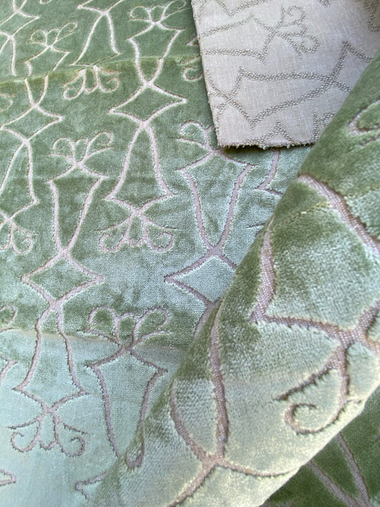 6 Berkbox74 Square Velvet by Old World Weavers Princess Aida Bamboo Green Cut Velvet Silky 1.4yd X 27"  MSRP USD 265/Y