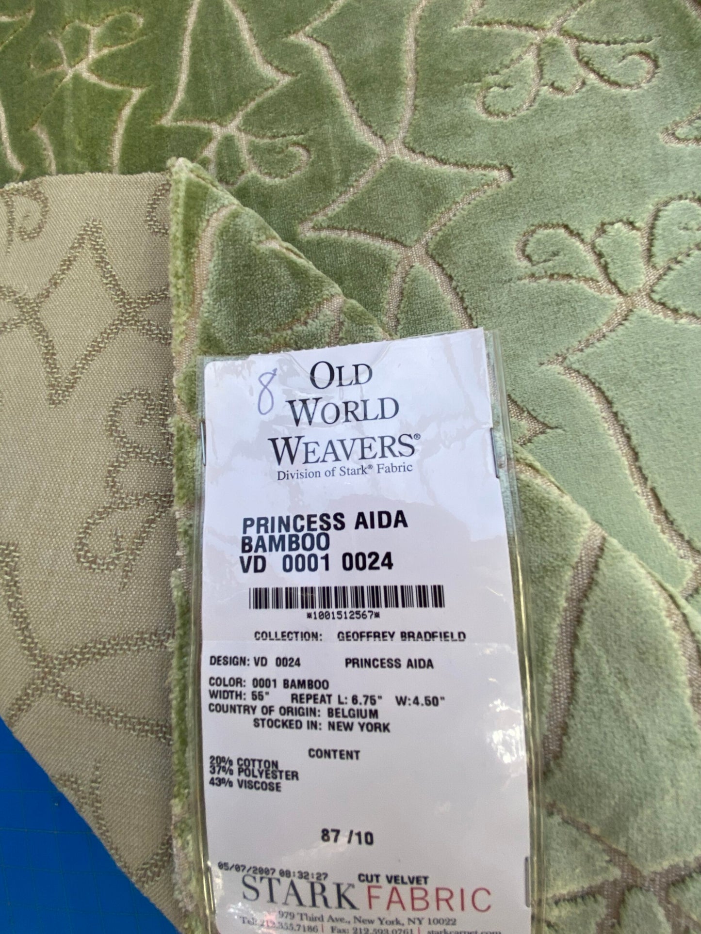 8 Berkbox74 Square Velvet by Old World Weavers Princess Aida Bamboo Green Cut Velvet Silky MSRP USD 265/Y