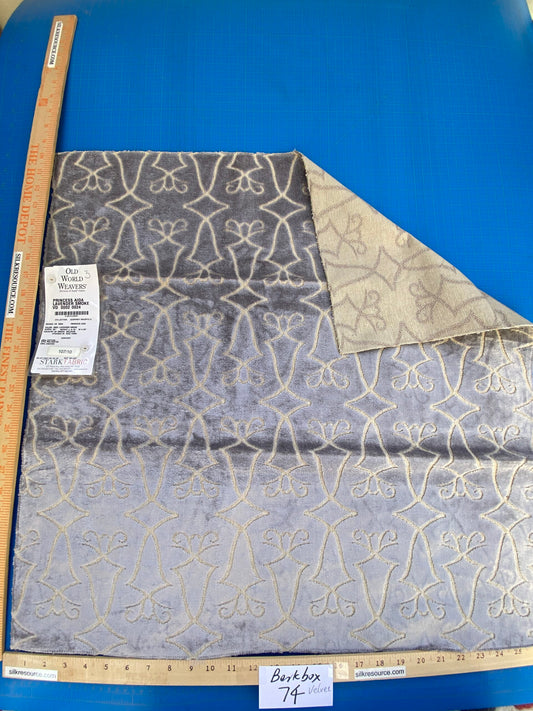 11 Berkbox74 Square Velvet by Old World Weavers Princess Aida Lavender Smoke Gray Cut Velvet Silky MSRP USD 265/Y