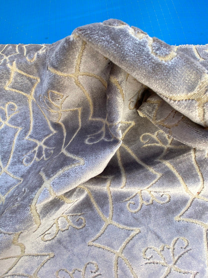 11 Berkbox74 Square Velvet by Old World Weavers Princess Aida Lavender Smoke Gray Cut Velvet Silky MSRP USD 265/Y