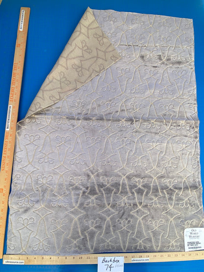 12 Berkbox74 Square Velvet by Old World Weavers Princess Aida Lavender Smoke Gray Cut Velvet Silky 1yd X 27" MSRP USD 265/Y