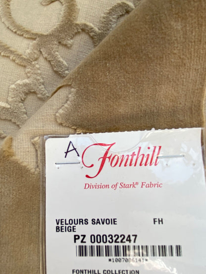 19 Berkbox74 Square Velvet by Fonthill Velours Savoie Beige Cloud Medallion MSRP USD 304/Y