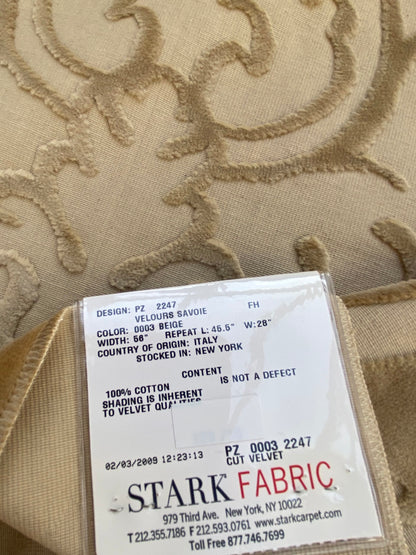 19 Berkbox74 Square Velvet by Fonthill Velours Savoie Beige Cloud Medallion MSRP USD 304/Y