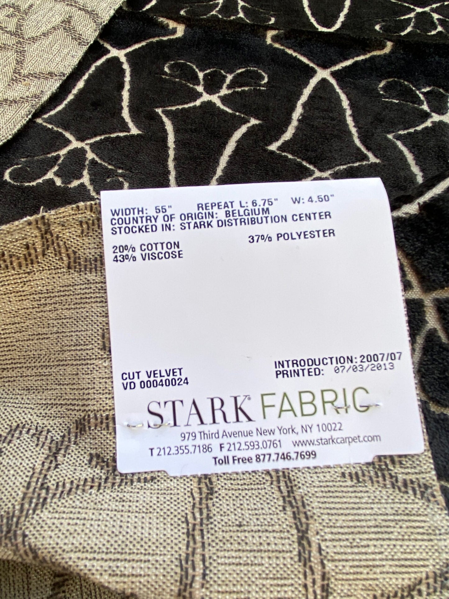 23 Berkbox74 Square Velvet by Old World Weavers Princess Aida Graphite Cut Velvet Silky Black MSRP USD 228/Y