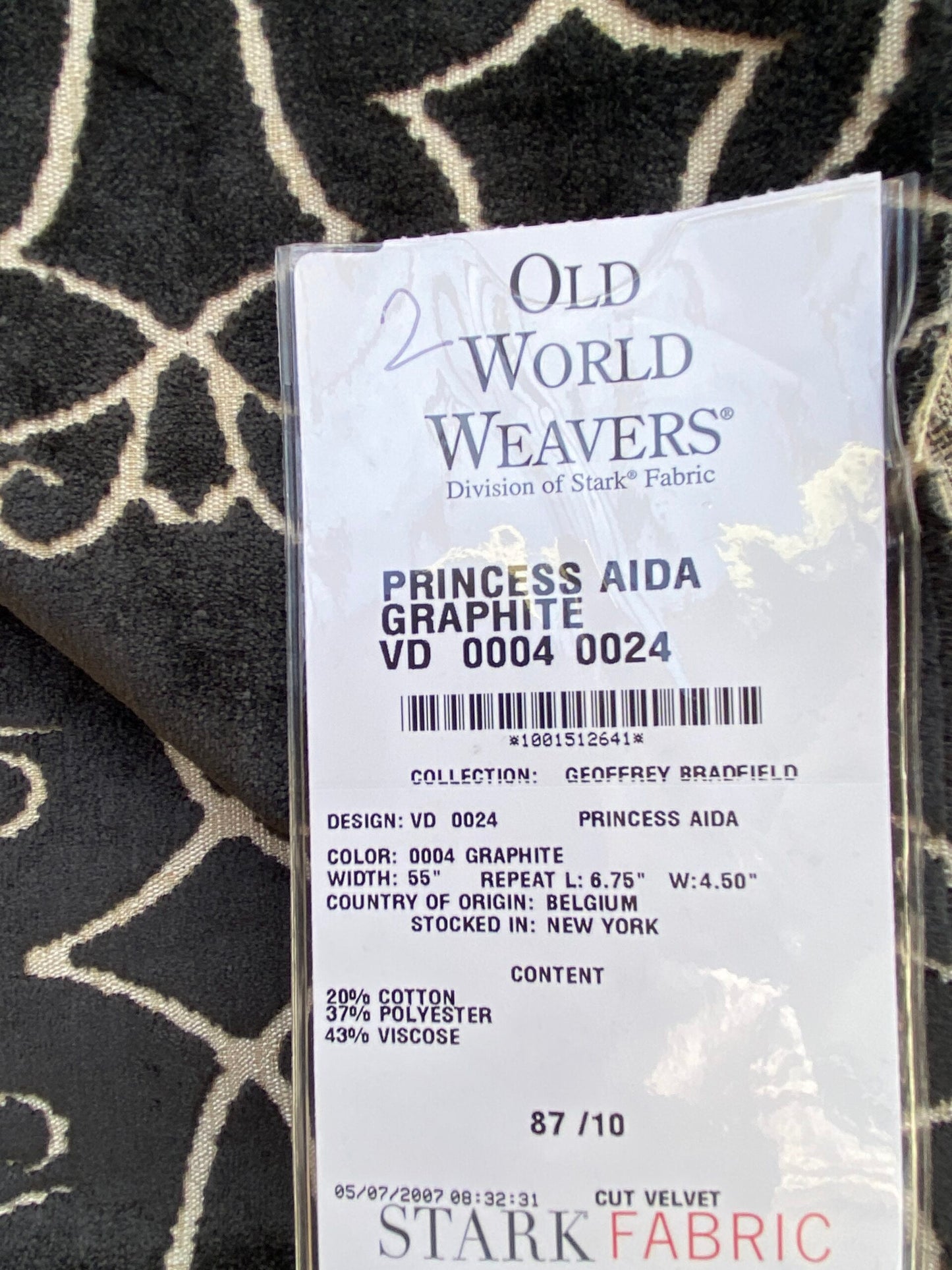 24 Berkbox74 Square Velvet by Old World Weavers Princess Aida Graphite Cut Velvet Silky Black MSRP USD 228/Y