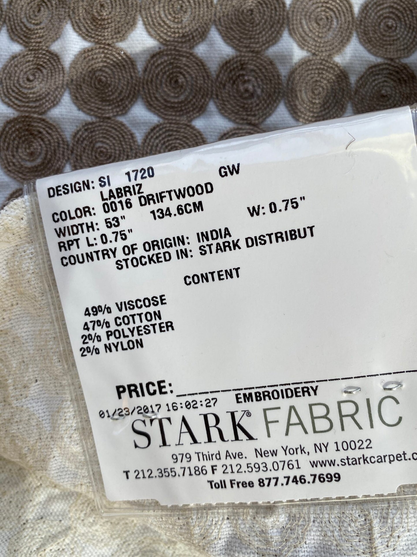 39 Berkbox75 Square Embroidery by Grey Watkins Labriz Driftwood Circle Small Scale MSRP USD 340/Y