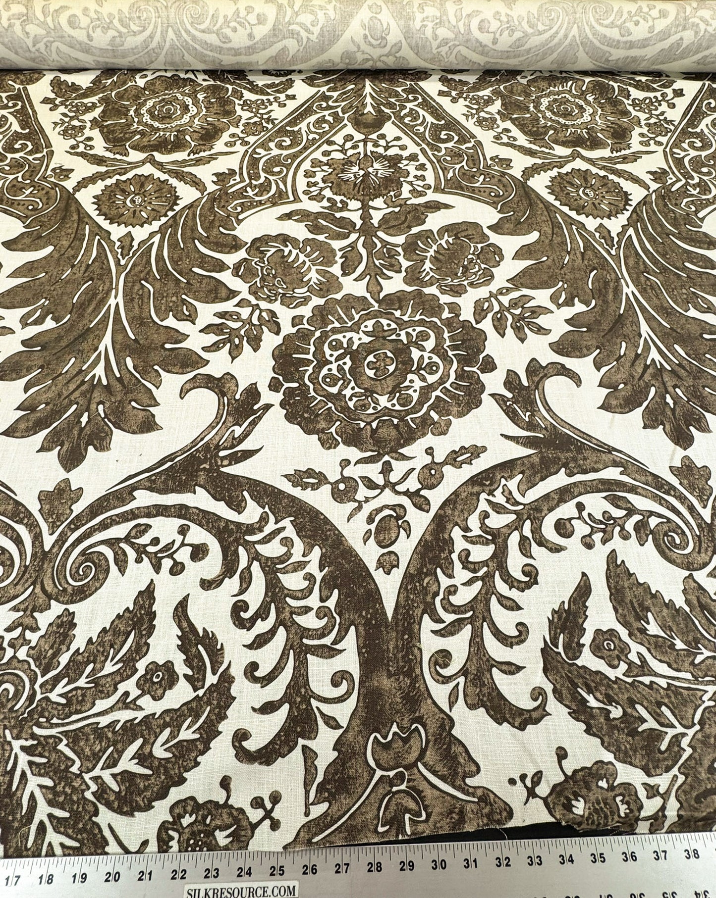 Scalamandre Luciana Damask Linen Print  Espresso Brown White Damask Print Gray MSRP USD 346/Y