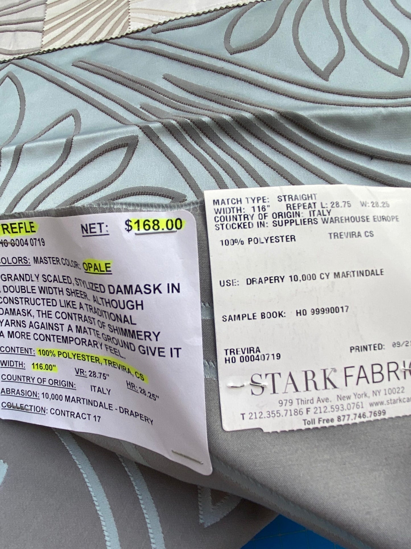 14 Berkbox76 Square Jacquard by Lelievre Trefle Opale Gray Damask Polyester MSRP USD 542/y