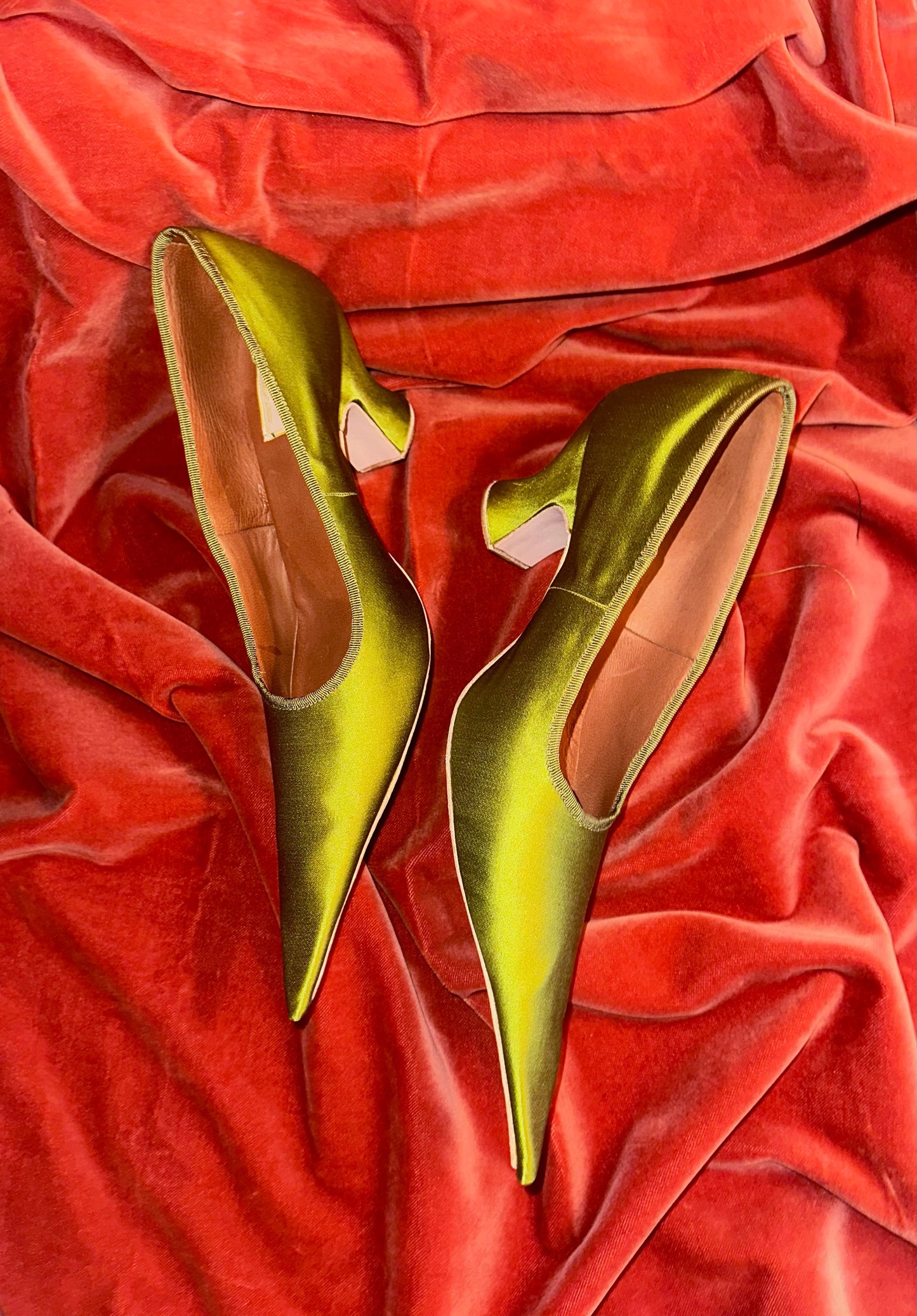 Scalamandre Serenity Pistachio Green Chartreuse 100% Silk Faille Texture Heavier - By The Yard