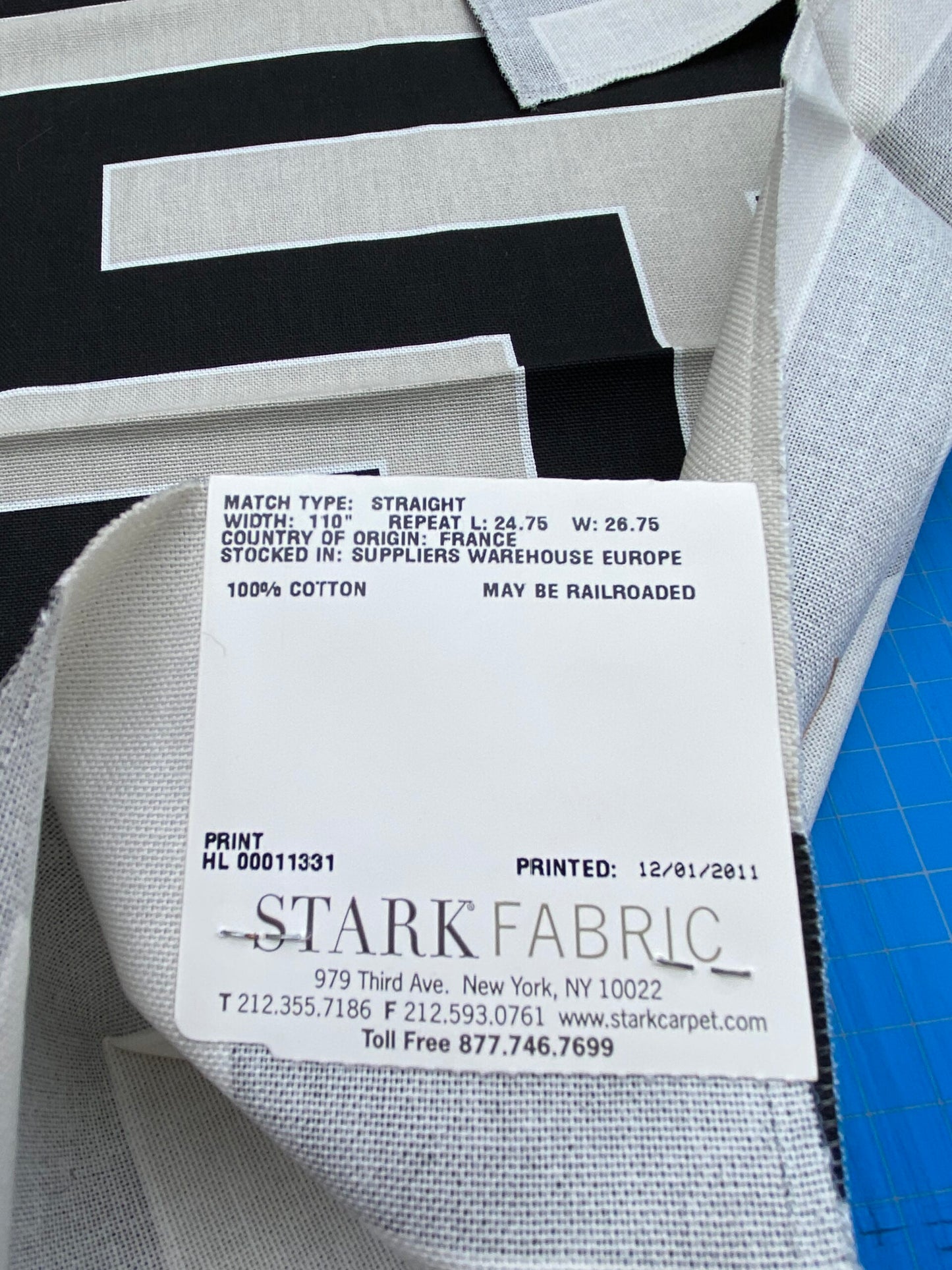 5 Berkbox77 Square Printed Fabrics by Grey Watkins Long Garden Black White Gray Geometric MSRP USD156/y