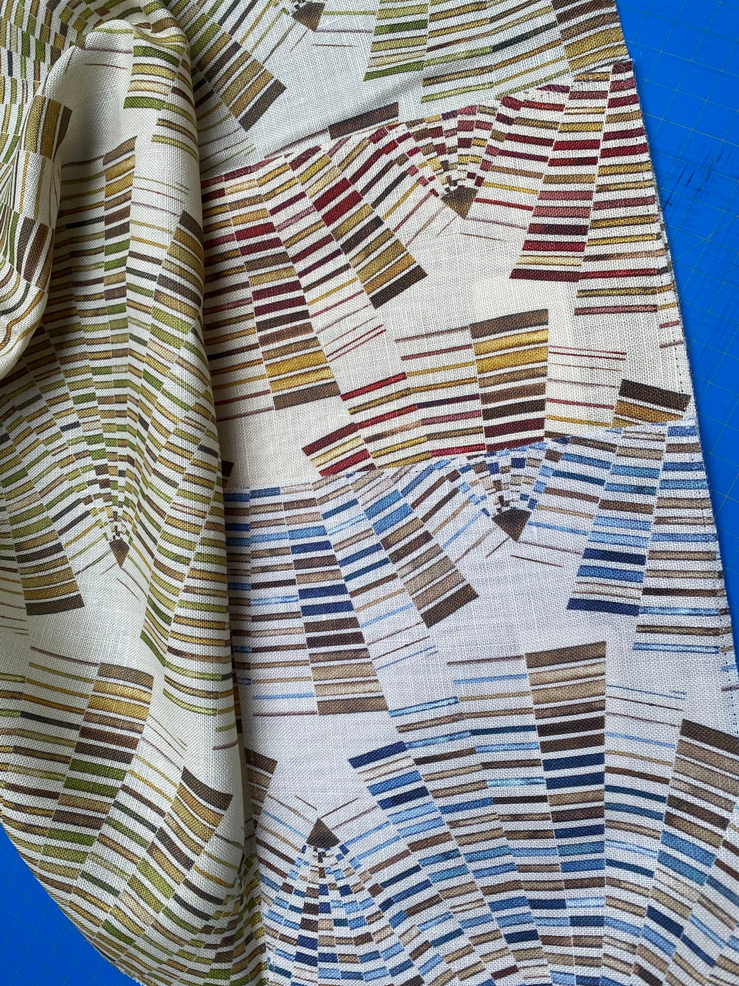 19 Berkbox77 Square Printed Fabrics by Fonthill Arpeggio Moss Green White Abstract Geometric Linen MSRP USD 280/Y