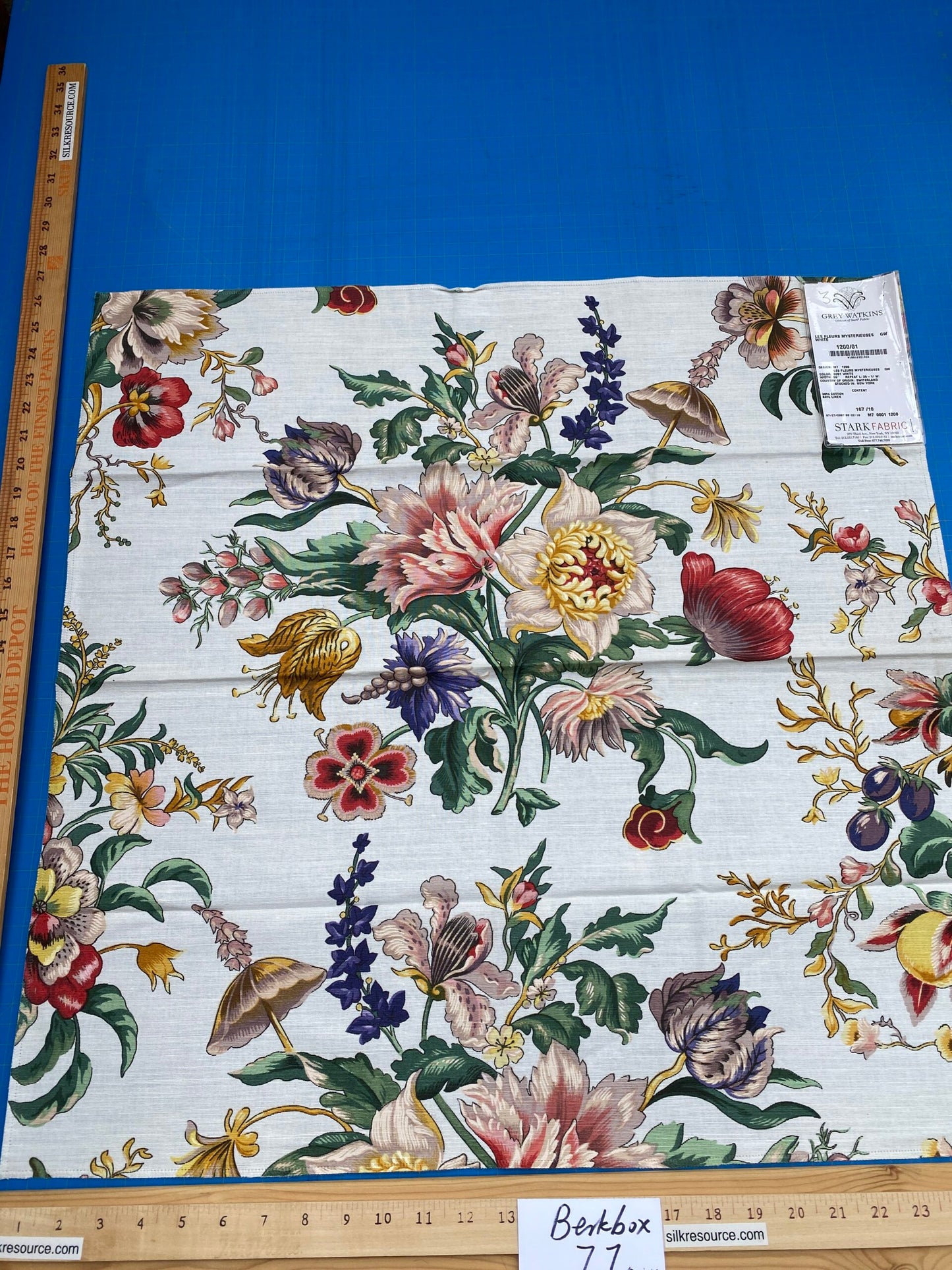 22 Berkbox77 Square Printed Fabrics by Grey Watkins Les Fleurs Mysterieuses Multi Color on White Floral Cotton Linen MSRP USD 784/Y