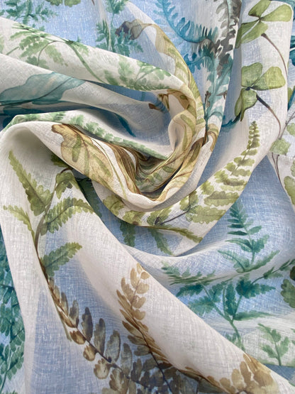 30 Berkbox77 Square Printed Fabrics by Old World Weavers Woodbury Sheer Spring Green Blue MSRP USD 100/