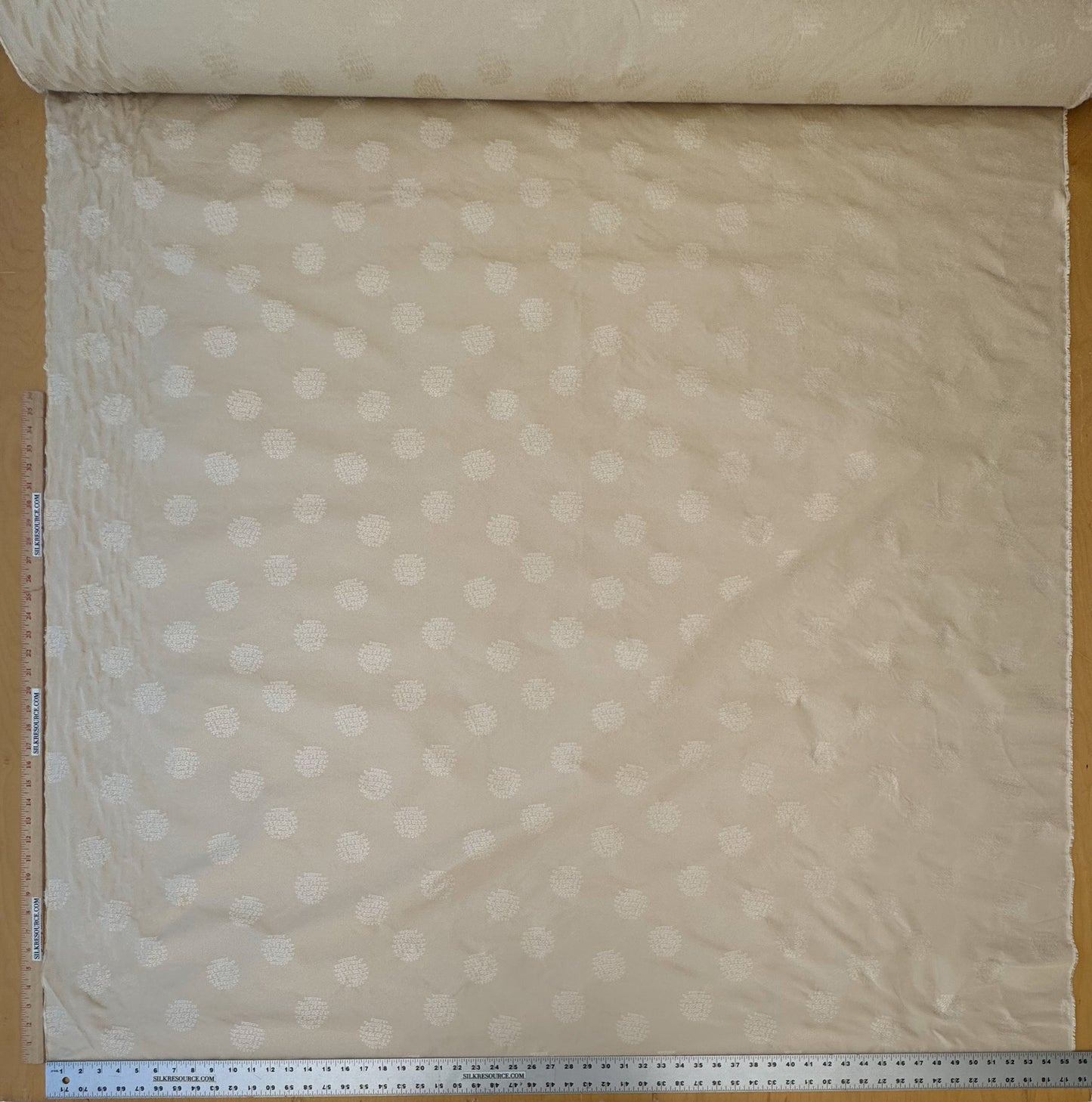 By Yard  100% Silk Damask Loop Doodle "vanilla" Ecru Beige Cream MSRP USD 200+/Y
