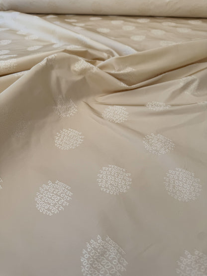 By Yard  100% Silk Damask Loop Doodle "vanilla" Ecru Beige Cream MSRP USD 200+/Y