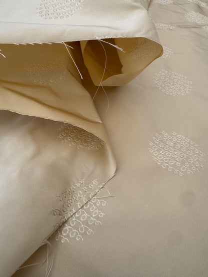 By Yard  100% Silk Damask Loop Doodle "vanilla" Ecru Beige Cream MSRP USD 200+/Y