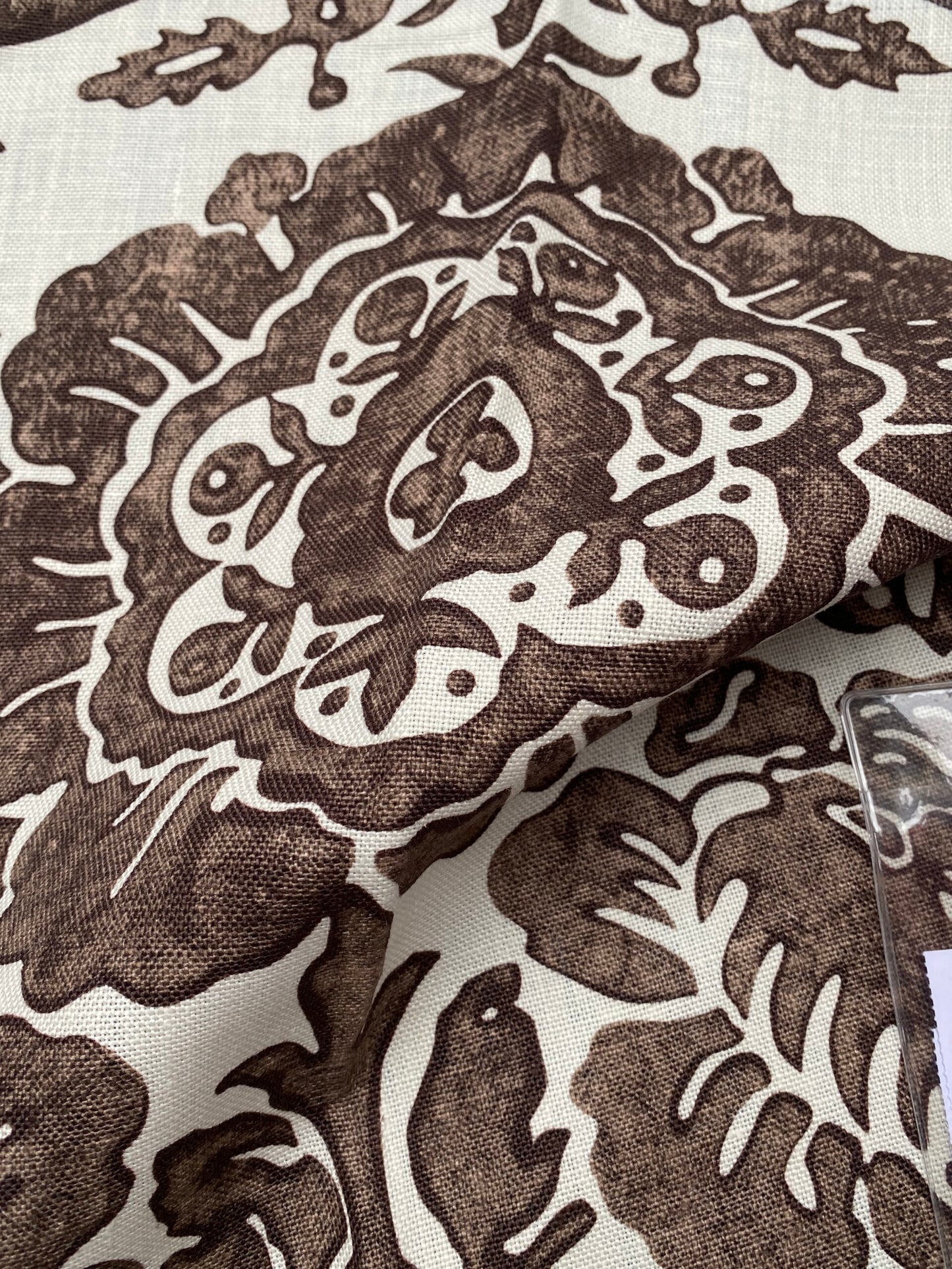 49 Berkbox77 Square Printed Fabrics by Scalamandre Luciana Damask Print Linen Espresso Brown White MSRP USD 346/yard