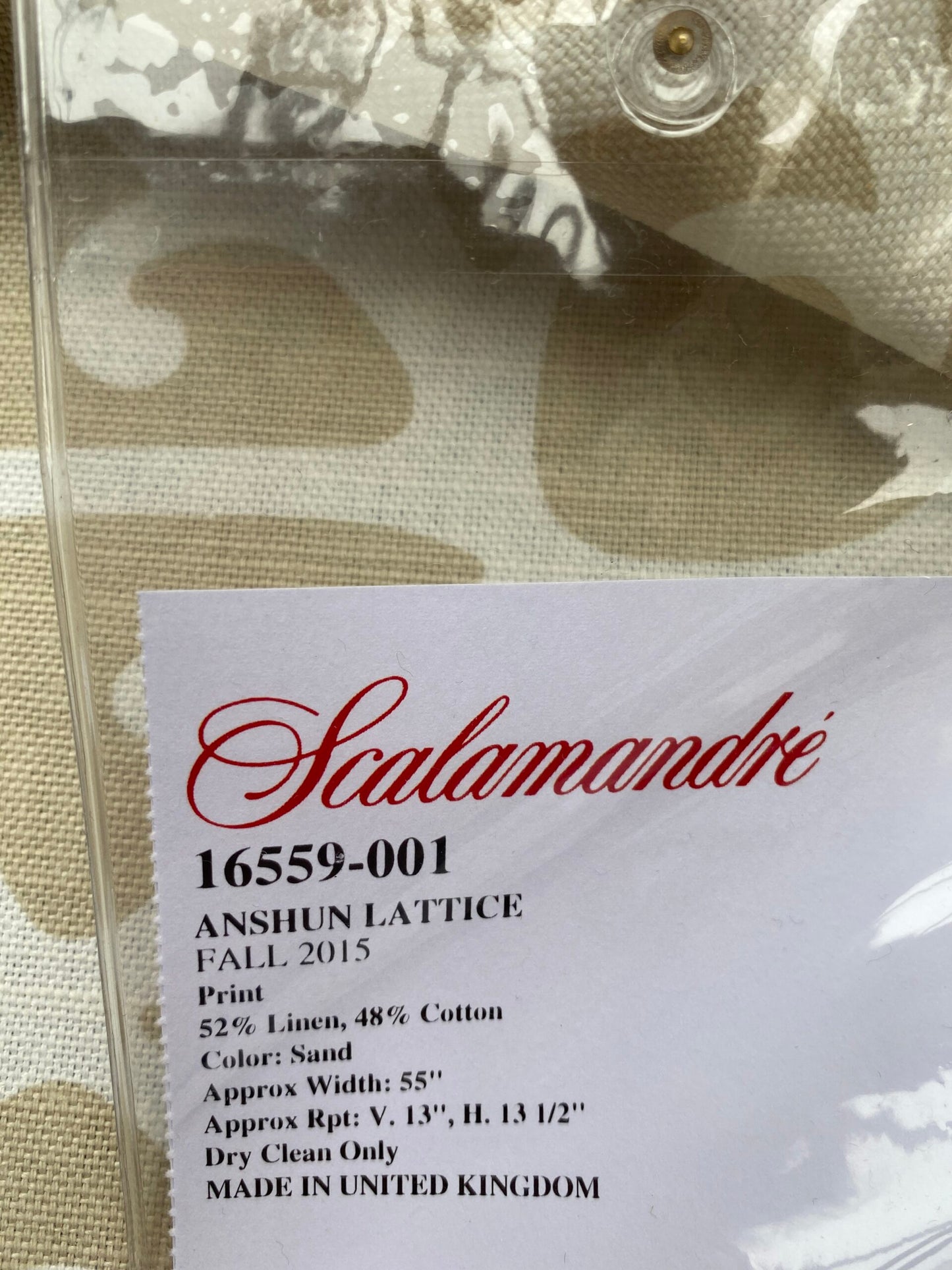 50 Berkbox77 Square Printed Fabrics by Scalamandre Anshun Lattice Sand Linen Beige White MSRP USD 370/yard