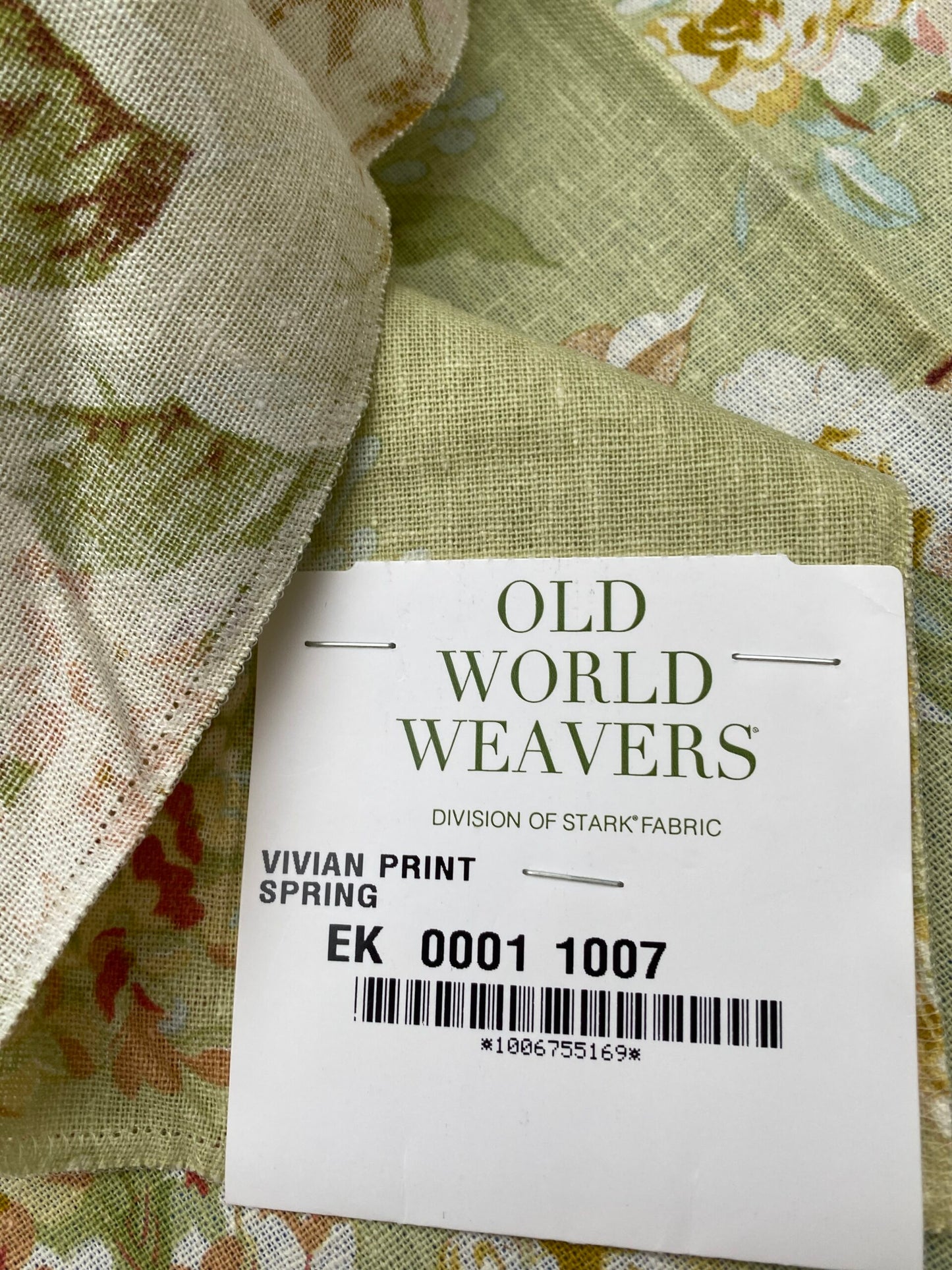 53 Berkbox77 Square Printed Fabrics by Old World Weavers Vivian Print Spring Green Floral MSRP USD 300+/yard