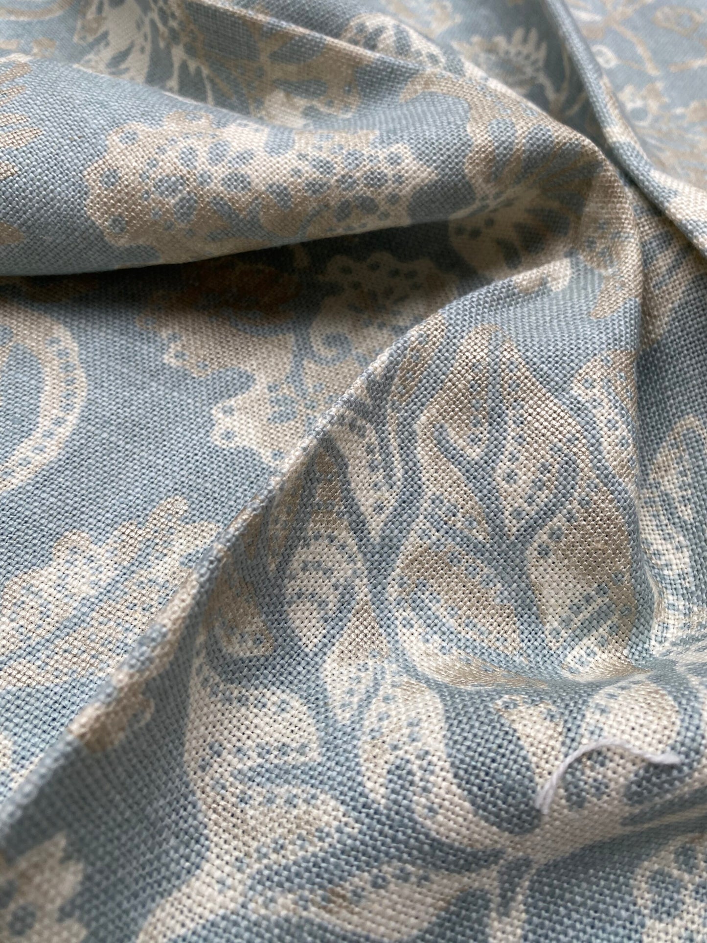 83 Berkbox77 Square Printed Fabric by Scalamandre Calais Linen Print Sky Blue White Floral MSRP 300+/y