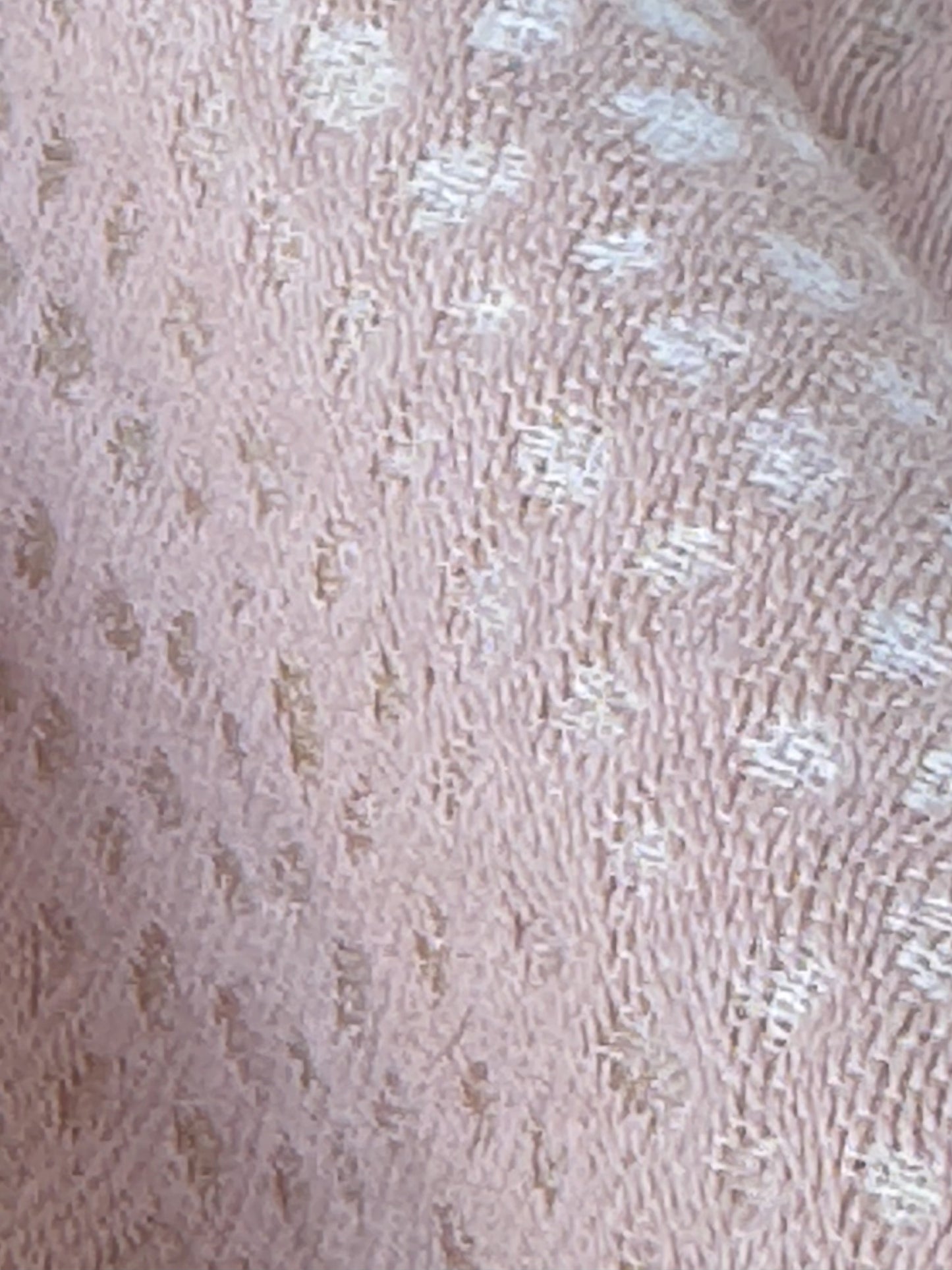 Robert Allen Beacon Hill Speckled Petal Silk Cotton Cashmere Blend in Peach Pink Small Texture