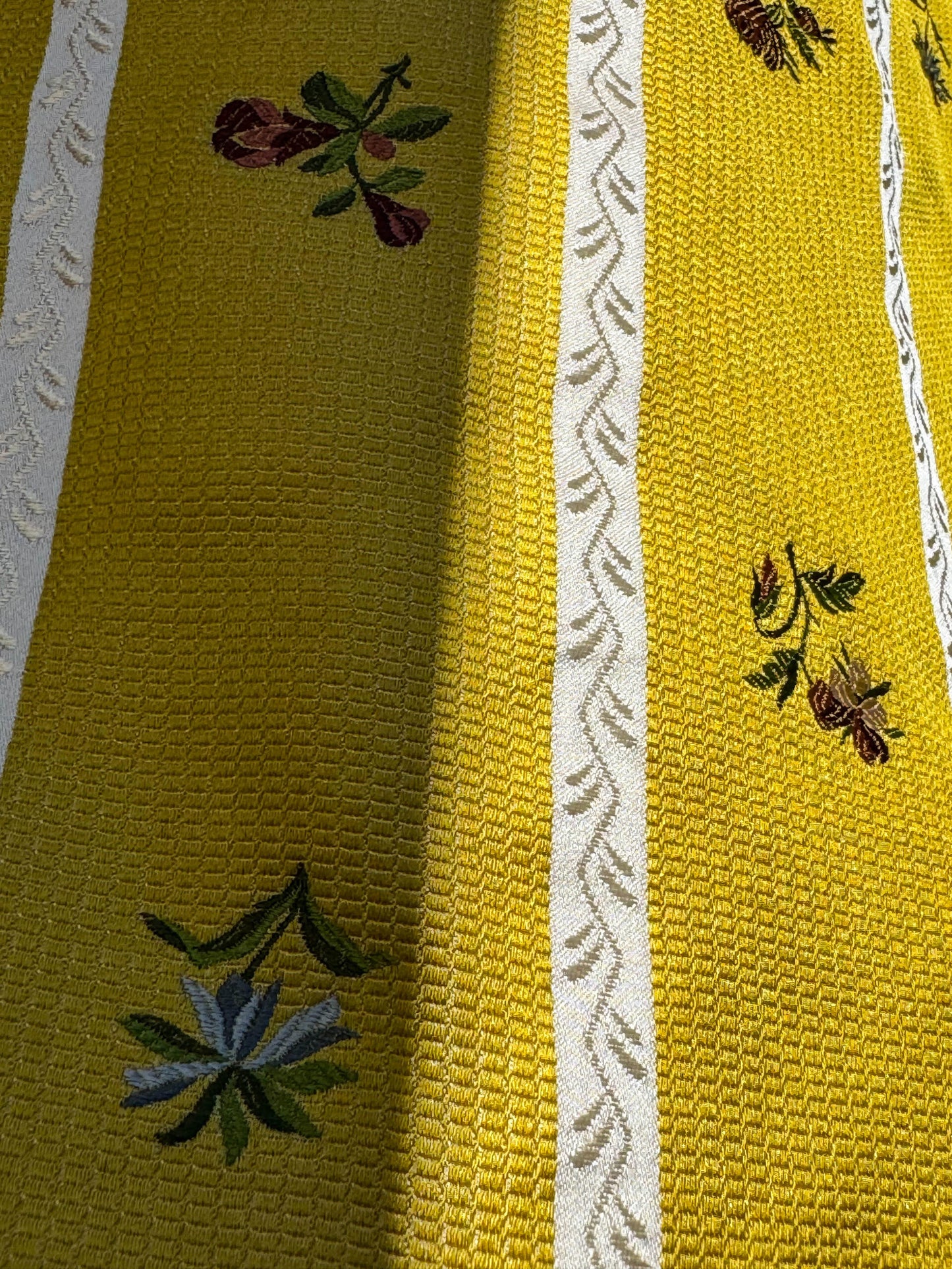 Scalamandre Old World Weavers Furetto Yellow Floral Stripe Yellow White Pink Blue Petite Flower Silk MSRP USD 1180/y