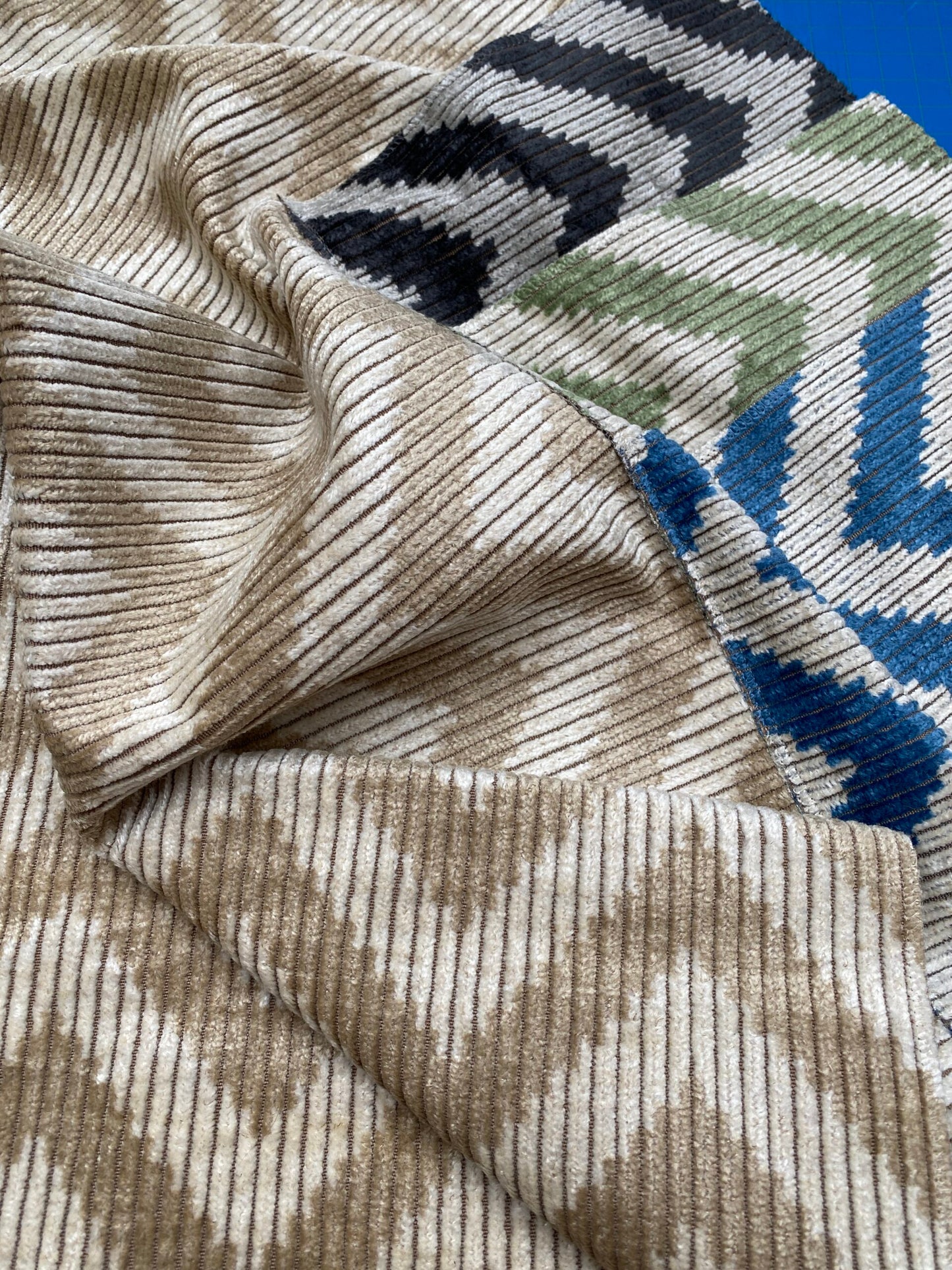 8 Berkbox78 Square Velvet by Fonthill Carnaby Desert Brown White Chevron1YD X 26" MSRP USD 294/y